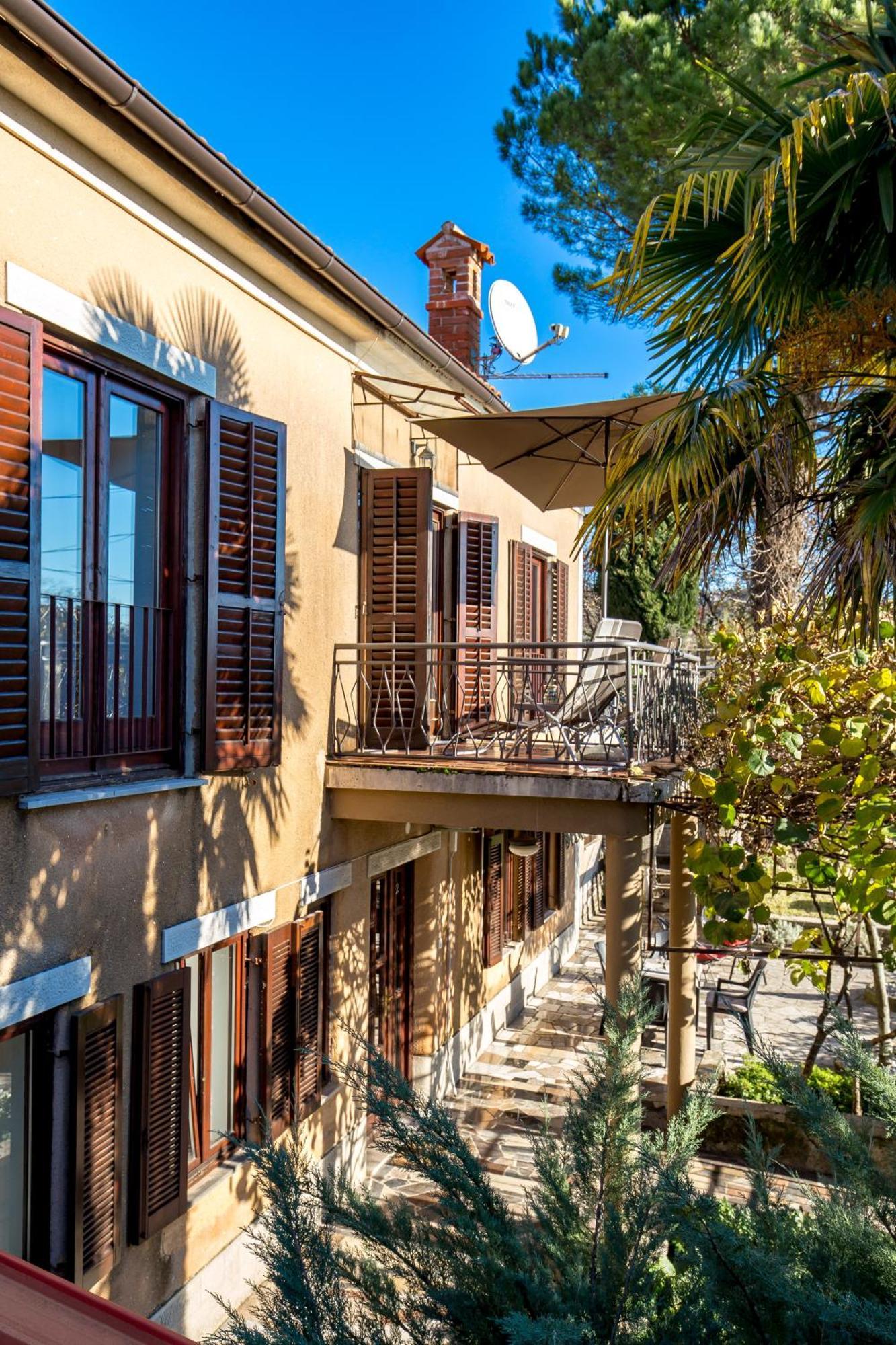 Apartment Carmen มาทุลยี ภายนอก รูปภาพ